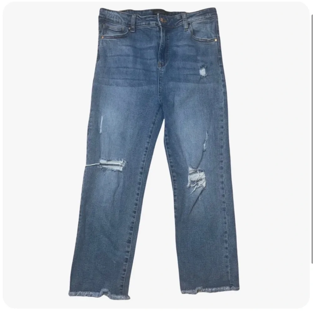 Kendall + Kylie Icon High Rise Straight 13/31 Raw Hem Distressed Ripped Cropped - Picture 1 of 9